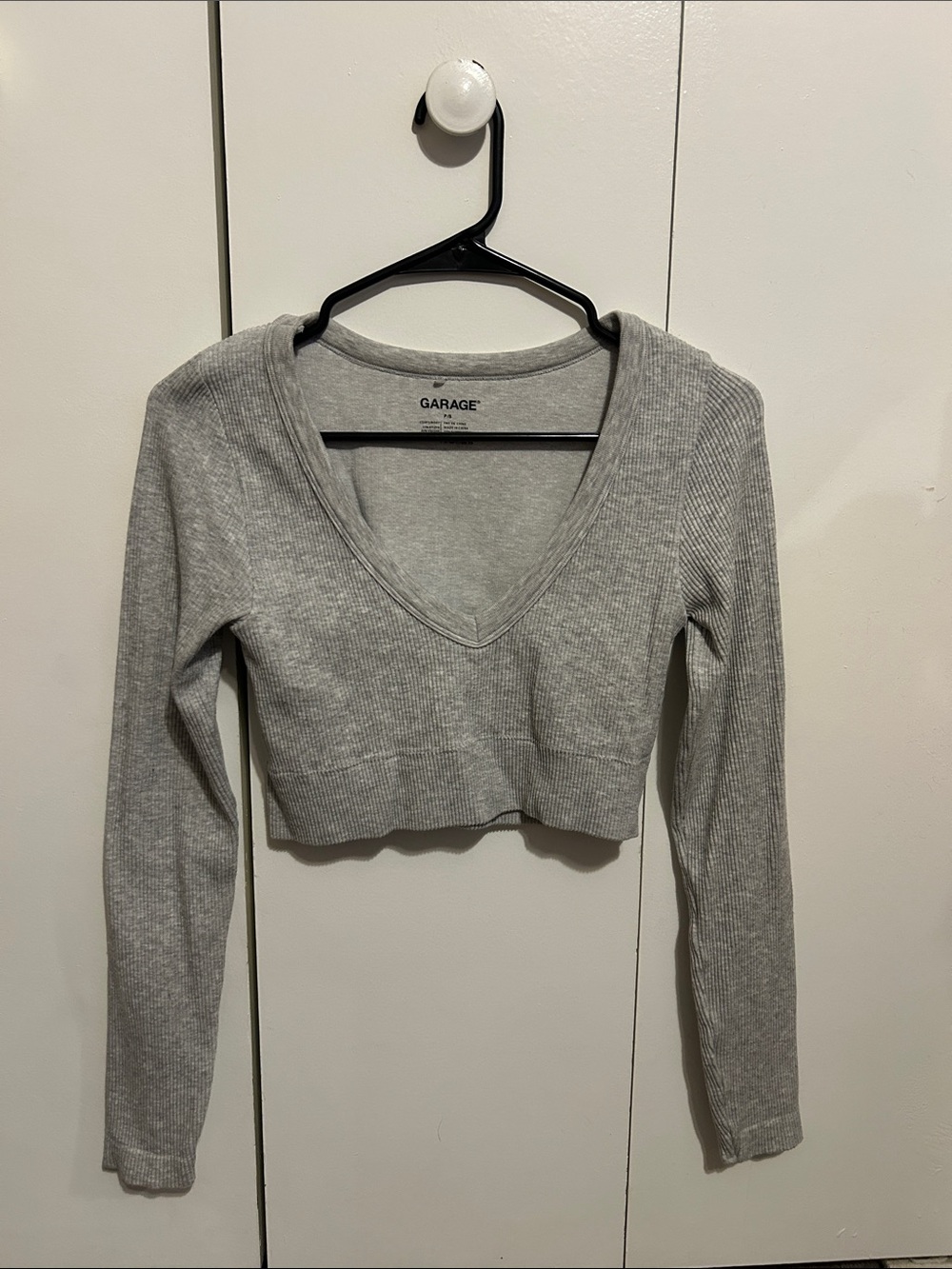 Garage Light Gray Ribbed V-Neck Long Sleeve Crop Top
